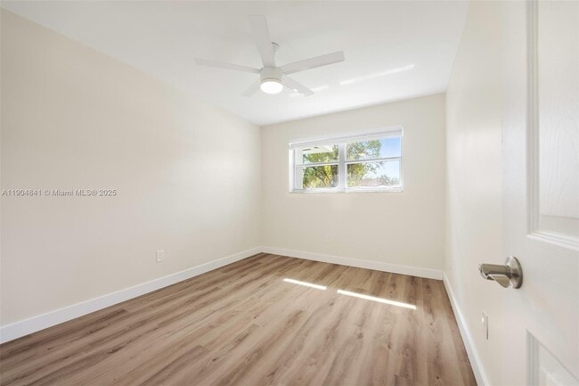 Building Photo - 3101 SW 19th St