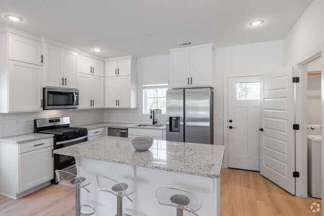 3BR, 2.5BA - 1,600 SF - Kitchen - Garland Luxury Living