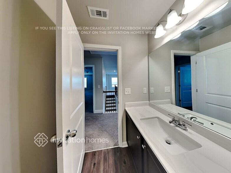Building Photo - 3376 BRYANT Mdw Cir