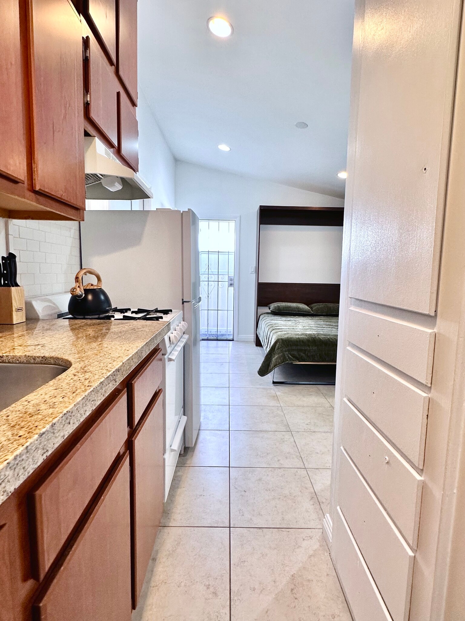 Building Photo - 20425 Aetna St