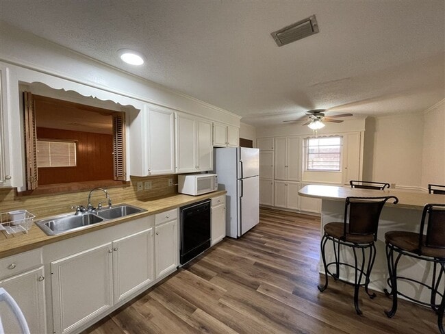 Building Photo - Bossier City LA 4 bed 3 bath for lease | C...