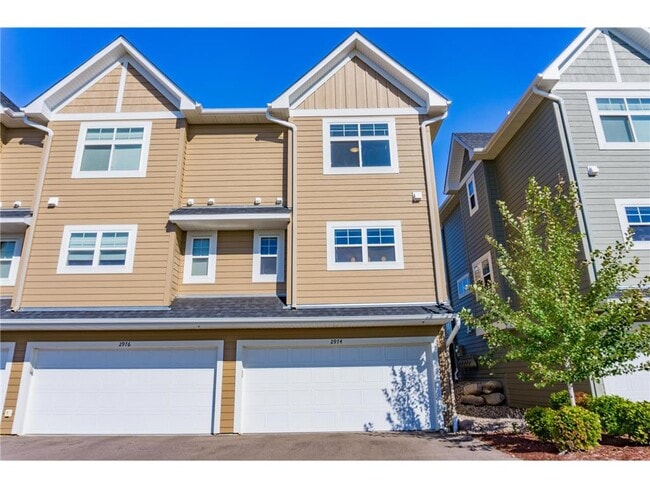 Building Photo - 2974 Clover Ridge Dr