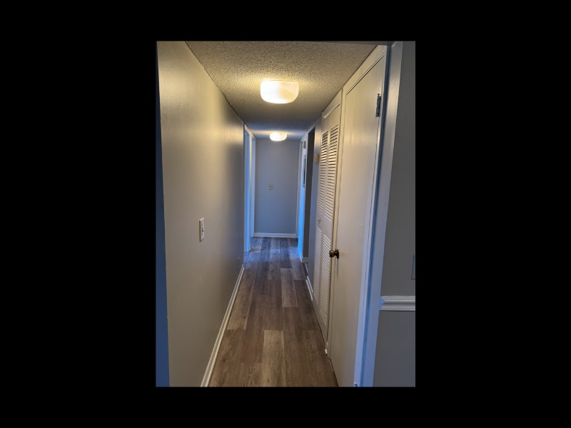 Building Photo - 515 Basswood Ave