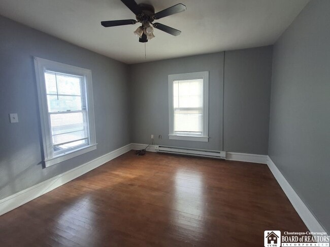 Building Photo - 11 Prather Ave