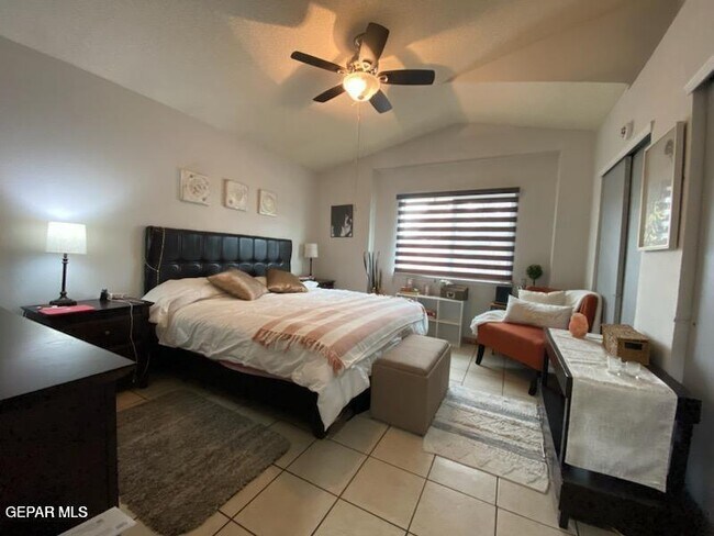 Building Photo - 10473 Valle del Mar Dr
