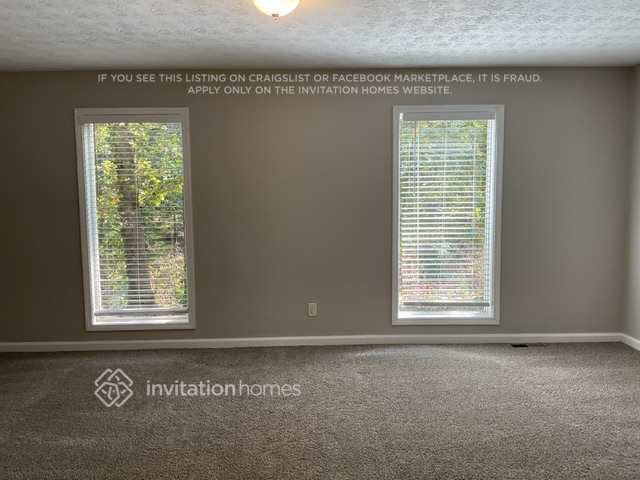 Building Photo - 3848 Chattahoochee Dr