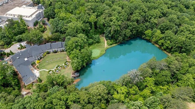 Building Photo - 5861 Yoshino Cherry Ln NE