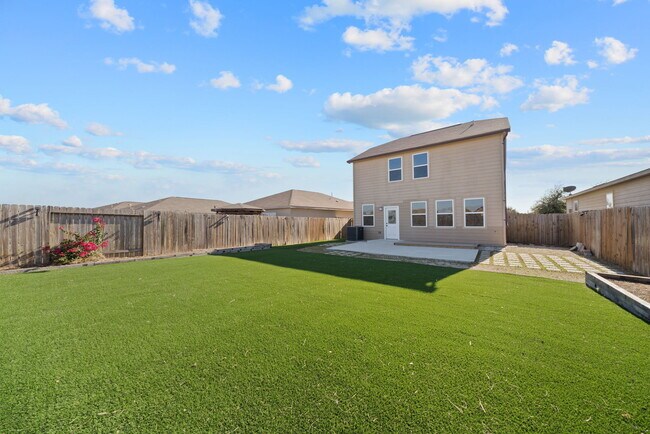 Building Photo - 12241 Cashton