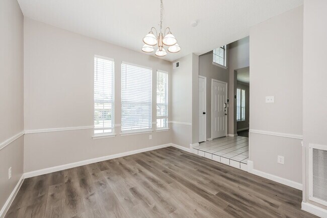 Building Photo - 1148 Devonshire Dr