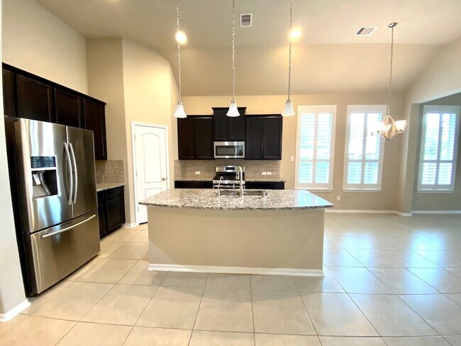 Building Photo - 2007 Post Oak Ct