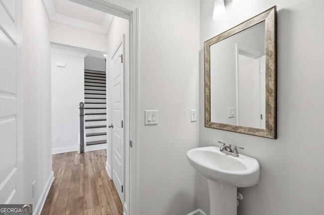 Building Photo - 1612 Dover Creek Ln