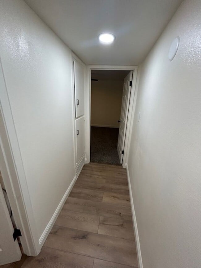 Building Photo - 1608-1610 S Central