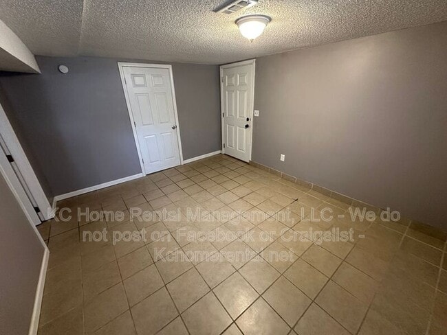 Building Photo - 420 N Jennings Rd