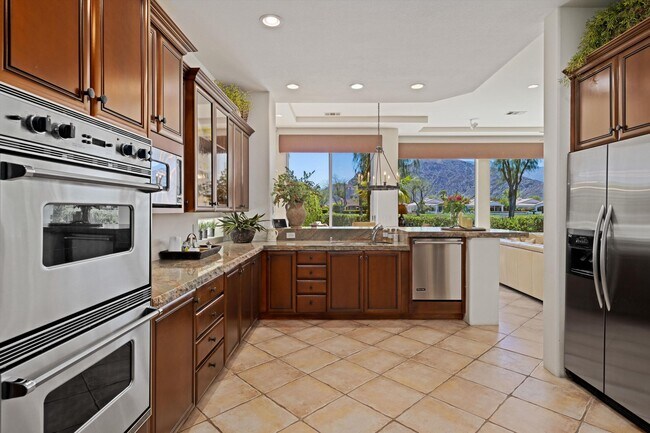 Building Photo - 79365 Mandarina