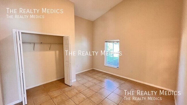 Building Photo - 14405 Lake Price Dr