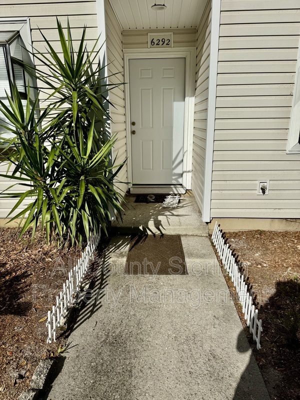 Primary Photo - 6292 SW 8th Pl
