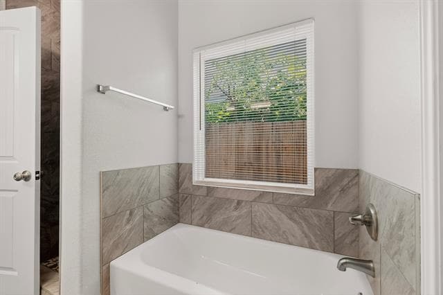 Building Photo - 5838 Humbert Ave