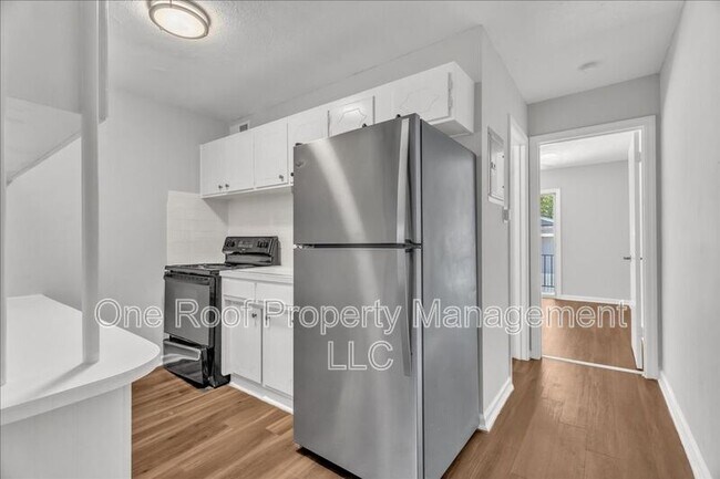 Building Photo - 646 N 31st St