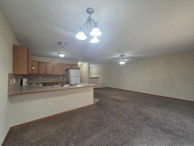 Building Photo - Affordable rental!!!