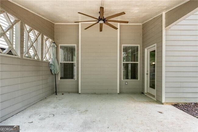 Building Photo - 5216 Apple Grove Rd NE