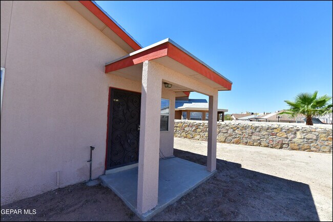 Building Photo - 3828 Tierra Joya Pl