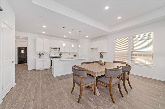 Building Photo - 26883 Ausmas Ln