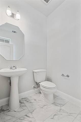 Building Photo - 1752 Blakely Pl