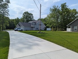 Building Photo - 4262 Stow Rd
