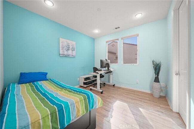 Building Photo - 11662 N Ricasoli Way