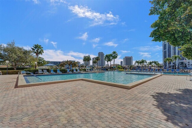 Building Photo - 600 Three Islands Boulevard