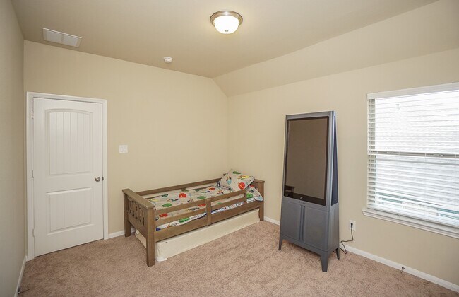 Building Photo - 9506 Bonbrook Bend Ln