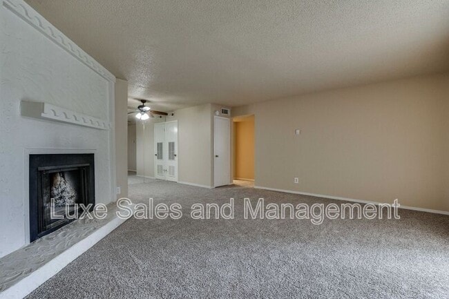 Building Photo - 6060 NW Expressway
