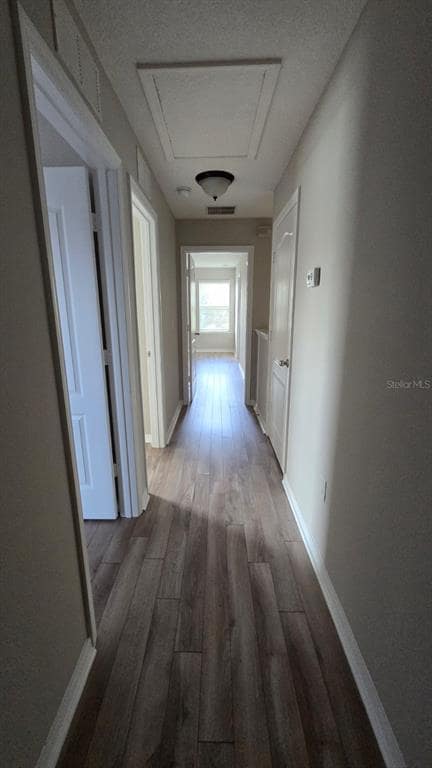 Building Photo - 1472 Scarlet Oak Loop