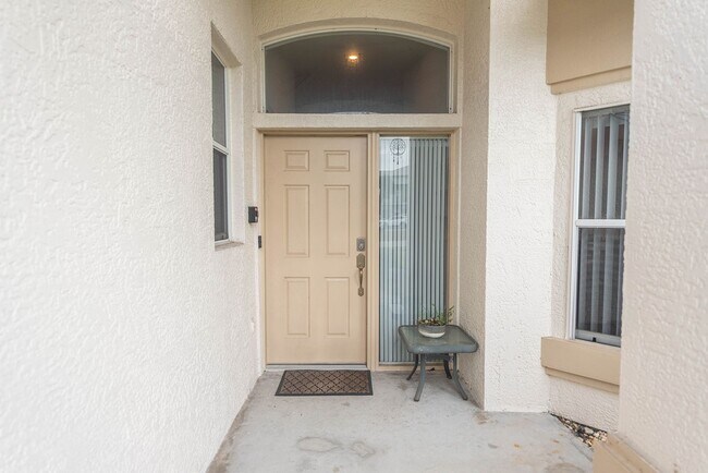 Building Photo - Beautiful Home in Satellite Beach including Lawncare and Community Pool