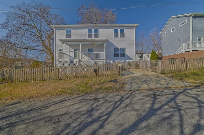 Primary Photo - Beautiful House in East Nashville!