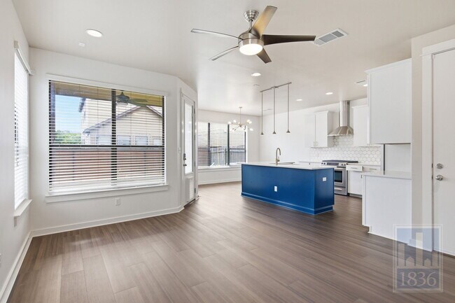 Building Photo - 3109 Corbin Ln