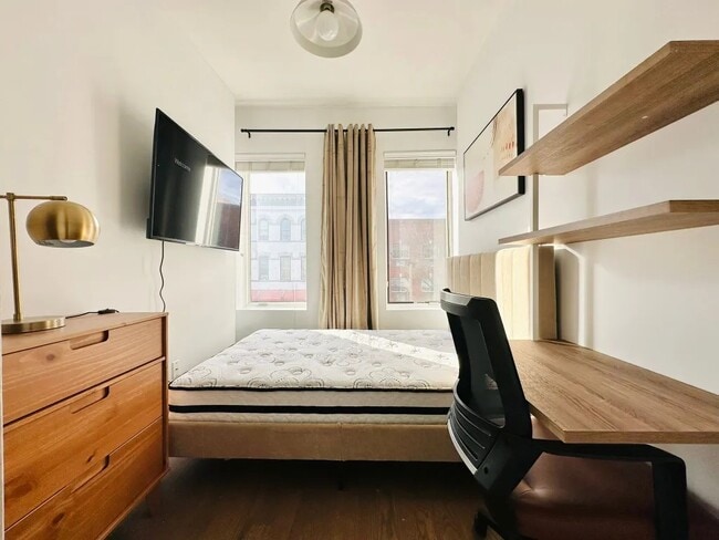 Building Photo - 22 Granite St