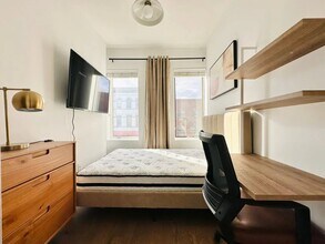 Building Photo - Furnished room/NOT APARTMENT