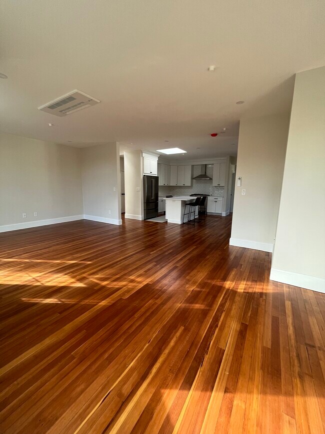 Building Photo - 153 Atlantic Ave