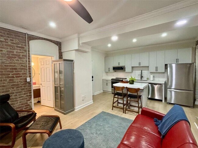 Building Photo - 685 Argonne Ave NE