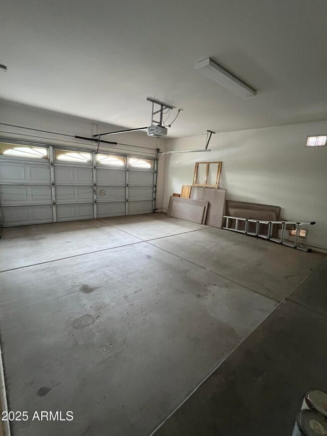 Building Photo - 4484 E Redfield Ct