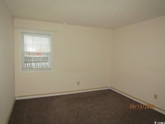 Building Photo - 1500 Cenith Dr