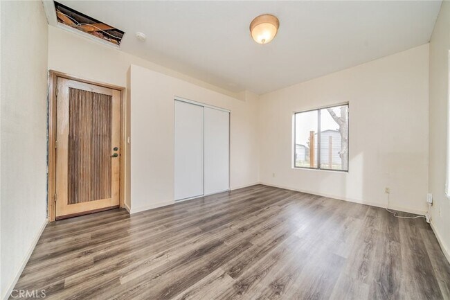 Building Photo - 7440 3rd Ave