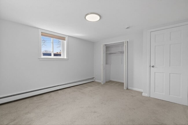 Building Photo - 20 Westgate Rd