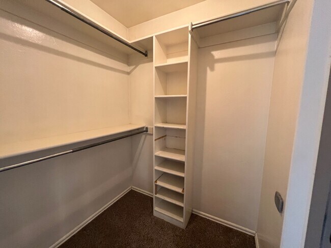 Building Photo - 1301 Copperfield Dr