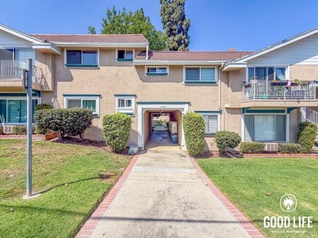 Building Photo - 4540 Maple Ave