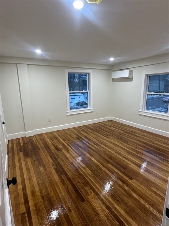 Building Photo - 122 2nd St