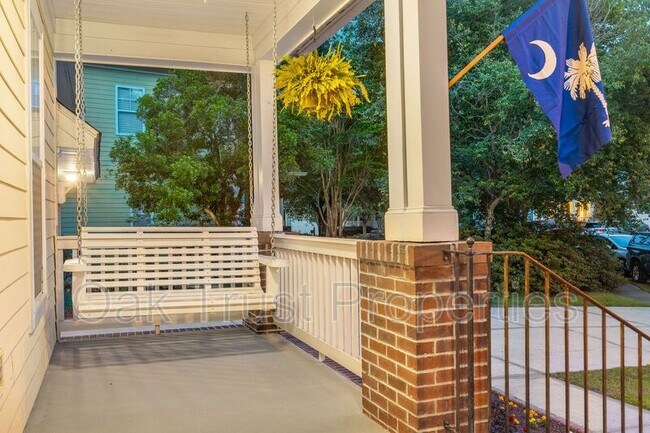 Building Photo - 127 Blackwater Dr