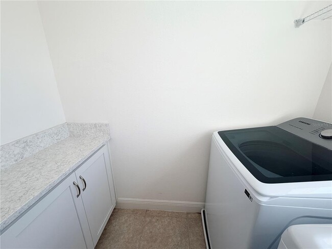 Building Photo - 9886 Bucklow Hill Dr