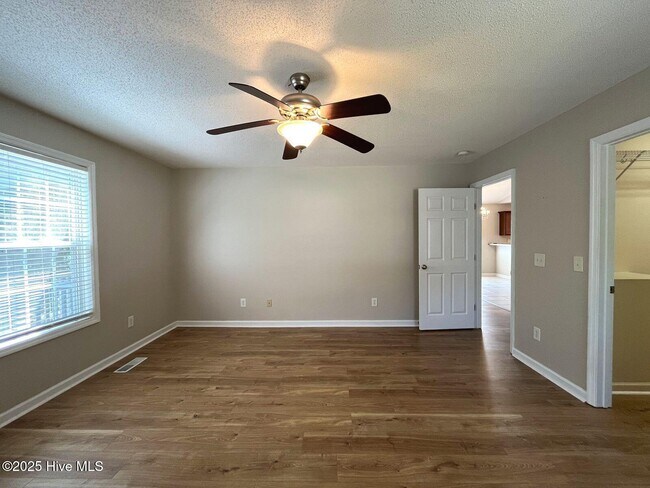 Building Photo - 114 Masters Way